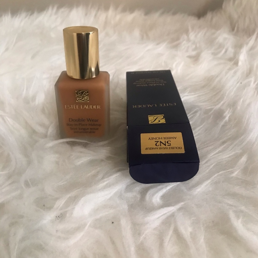 Estée Lauder Double Wear Foundation (Amber Honey)